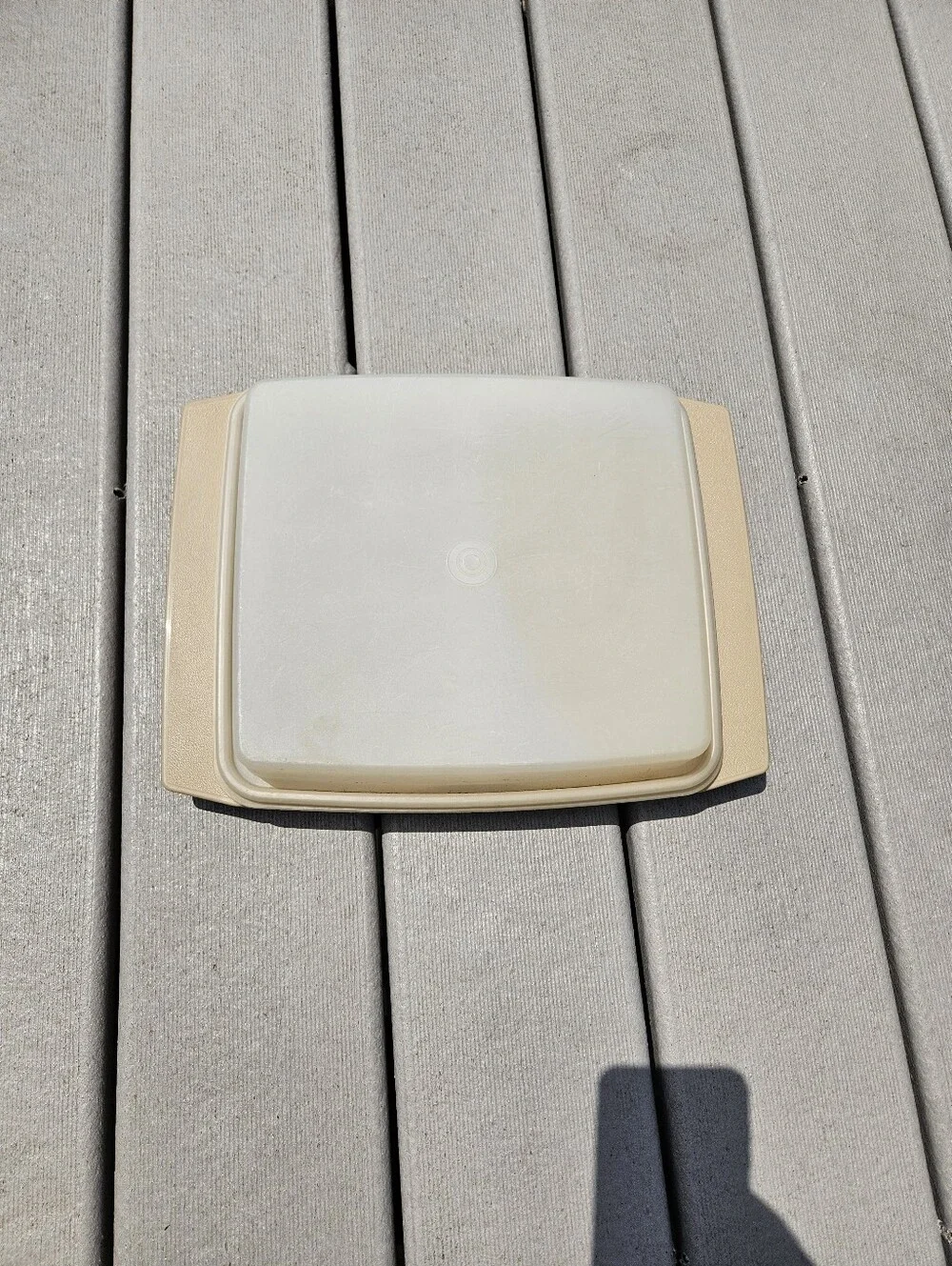 Vtg Tupperware 723 Deviled Egg Taker Carrier Replacement Part Tan Almond No Tray